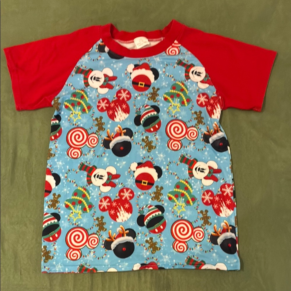 Disney Christmas Holiday Shirt Size 7